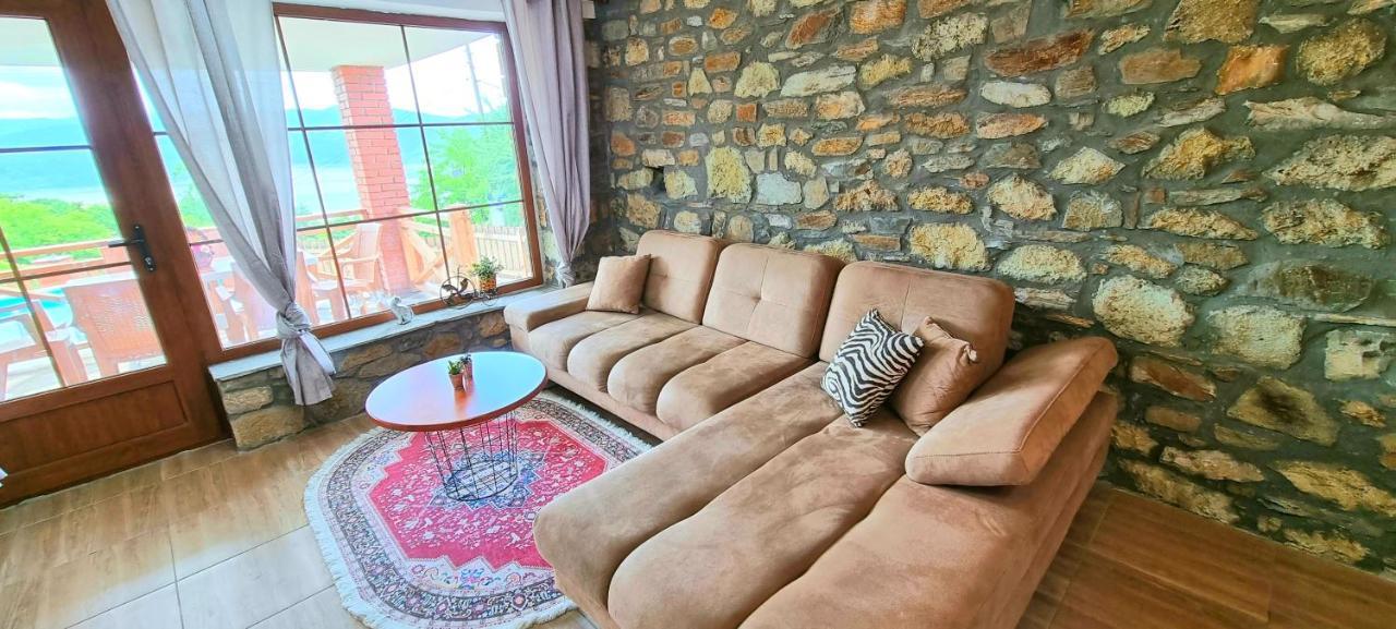 Villa Eskici Staro Myasto Exteriér fotografie